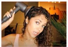 Oprala je kosu sodom bikarbonom i vodom, a zatim legla da spava: ujutru nije mogla da veruje šta je videla u ogledalu!