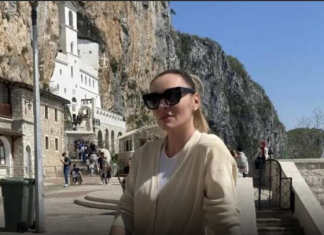 Otac Ahmed je neverovatno reagovao kad je pevačica prešla u pravoslavlje: Karijeru počela udajom za albanskog pevača