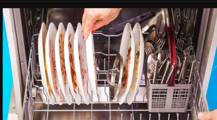 Najveća GREŠKA u mašini za pranje sudova koju čine skoro svi: Nikada više!
