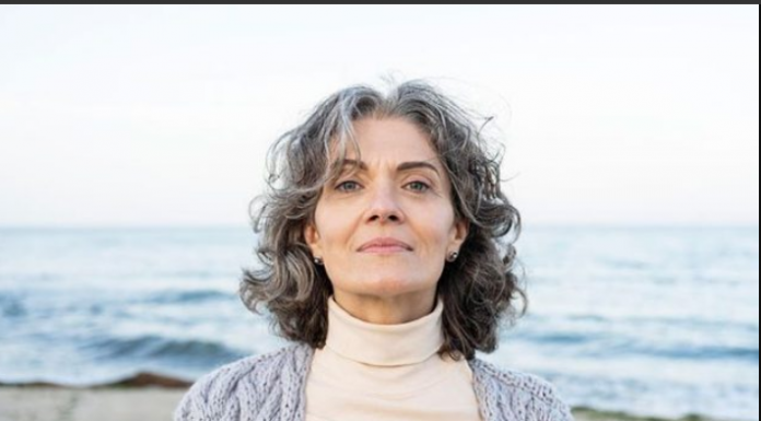 KAKO RAZUMJETI DA JE ŽENA OSTARILA: 1 stvar u ponašanju žene odaje “staricu” u njoj