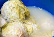 Pouzdan znak da se kiseli kupus pokvario, ako ovo vidite bacite ga bez razmišljanja!