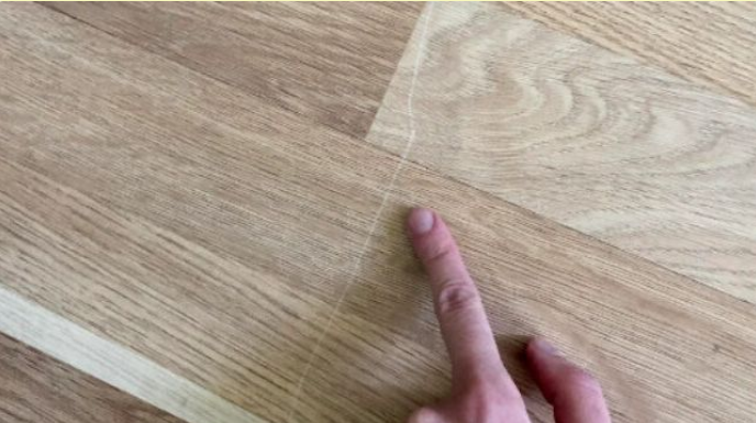 SLUČAJNO STE IZGREBALI LAMINAT? 1 sastojak koji imate kod kuće djeluje kao magija