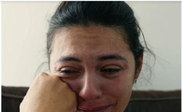 Muž je mene i decu izbacio iz kuće zbog trudne ljubavnice: Ono što ga je snašlo godinu dana kasnije pamtiće dok je živ