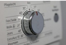 Stavite 1 sastojak u veš mašinu i podesite program na 60°C: Izbaciće sve nečistoće i prati kao nova