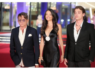 Sin Dragana Bjelogrlića izgleda kao Apolon: Ovako je snimio intimnu scenu sa koleginicom koja je na pragu šeste decenije