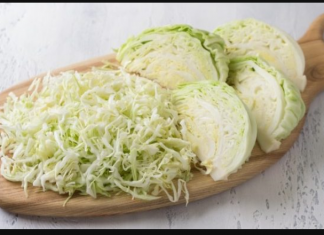 SVI GRIJEŠE U OVOME KADA PRAVE KUPUS SALATU: Trik je u sastojku koji se dodaje na samom kraju i potpuno mijenja ukus