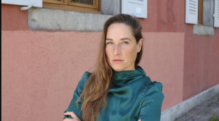 ANA JE POZVALA LJUBAVNICU SVOG MUŽA DA DOĐE U NJIHOVU KUĆU: Ostavila im djecu i iselila se, a onda je uslijedio ŠOK OBRT