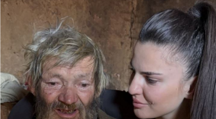 Rođena s 24 prsta, trpela je veliku bol zbog ismevanja, a onda je u 16. godini svu tugu pretvorila u moć: Sad studira 2 fakulteta i cela Srbija plače zbog nje