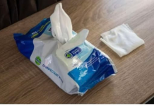 SVI TREBAJU ZNATI OVAJ SUPER TRIK: Ubacite vlažnu maramicu u mašinu kad perete veš i DESIT ĆE SE ČUDO