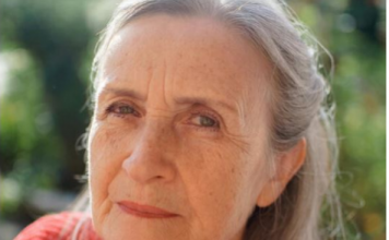 Kad je čula da joj svekrva umire od raka, snaja naterala muža na nezamisliv potez: Niko nije ni slutio na šta je spremna