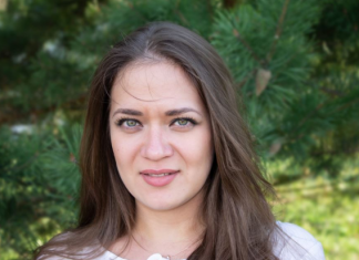 Čistila sam kuću i pronašla fasciklu koja mi je promenila život iz korena: Tajna koju su muž i svekrva 3 godine skrivali me je razorila