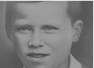 FOTOGRAFIJA IZ DJETINJSTVA: Možete li prepoznati našeg slavnog pjevača?