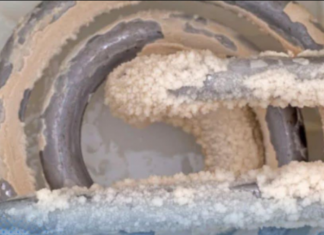 Zaboravite na sirće: Ovaj proizvod će da vam pomoći da uklonite kamenac iz kuhala za vodu