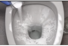 WC će mirisati na luksuzni hotel: Naučiću te jednom triku od profesionalaca za par eura!