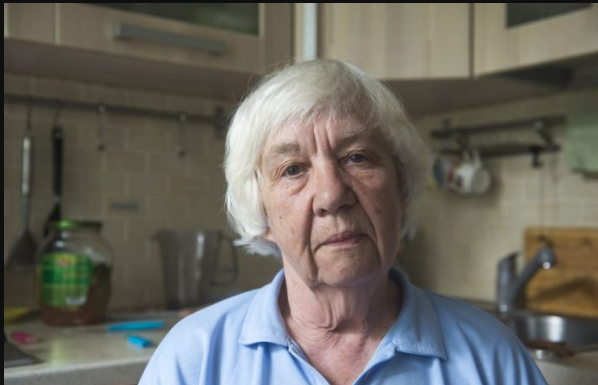 Slavica iz Njemačke došla na svadbu u Valjevo, PA SE OBRUKALA: “Kad su otvarali koverte sa novcem, u zemlju sam propala”