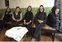 U SELU ZA NJIH KAŽU DA SU ČUDNE! 4 SESTRE IZ BOSNE ČITAV ŽIVOT NOSE CRNINU A NIKAD SE NISU UDAVALE.. (VIDEO)