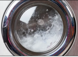 Ulijem 3 čaše u veš mašinu i stavim pranje na 90 stupnjeva: Nakon 2 sata veš mašina je KAO NOVA!