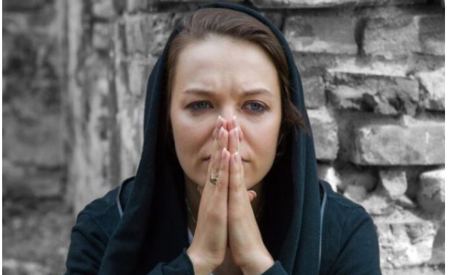 KAKO SE IZBORITI S BOLOM KAD IZGUBIMO BLISKU OSOBU: Ove riječi NIKAKO NE SMIJETE reći ljudima u žalosti