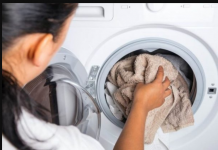 Posivjeli veš postaće bijel kao snijeg već nakon prvog pranja: SAMO STAVITE 1 STVARČICU U VEŠ MAŠINU