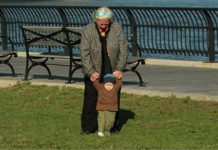 “Moja majka traži 100 evra nedeljno za čuvanje unuka. Kad sam rekla suprugu njegov odgovor me je iznenadio”