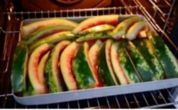 NIKADA ne bacajte kore lubenice: Stavite ih u pleh i uključite rernu. Žao mi je što nisam probao ranije!