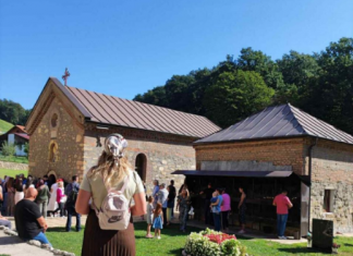 “Otišla sam u manastir Nimnik i dobila lekciju koju ću do groba pamtiti: Prišao mi je monah, a njegove reči su me skamenile, usledilo je nezamislivo”