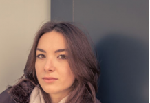 Britanka želi da dođe u selo kod Kraljeva da upozna rodno mesto svog dete Dobrosava: Ali se plaši da je rođaci neće prihvatiti zbog istine koju nosi u sebi