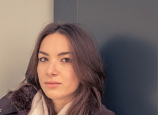 Britanka želi da dođe u selo kod Kraljeva da upozna rodno mesto svog dete Dobrosava: Ali se plaši da je rođaci neće prihvatiti zbog istine koju nosi u sebi