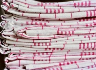 Izbijelite kuhinjske krpe bez otkuhavanja i veš mašine: Trik naših baka uz koji će zablistati kao da su nove