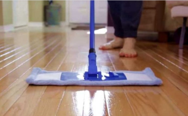 SVEKRVA JOJ JE OTKRILA TAJNU BLISTAVO ČISTOG PARKETA: Kuća miriše predivno zahvaljujući ovom receptu