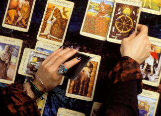 Tarot horoskop za avgust 2025: Otkrij šta te čeka prema tvojoj astrološkoj karti, 3 znaka očekuje nezamisliva sreća