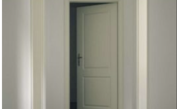 NIKAKO NE OSTAVLJAJTE OTVORENA VRATA U SPAVAĆOJ SOBI NOĆU: Razlog nije nimalo NAIVAN, spasite sebi ŽIVOT