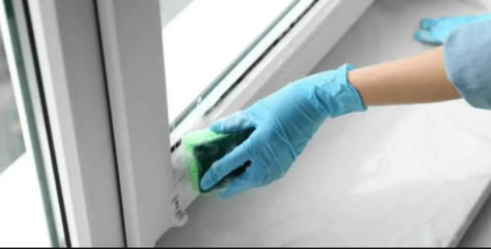 Okviri prozora sijaju kao da su upravo sišli s proizvodne trake.. SVE što trebate učiniti je oprati ih domaćom pastom!