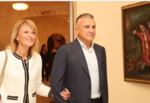 KAD TI JE SIN NOVAK ĐOKOVIĆ – U ovoj velelepnoj vili žive Dijana i Srđan: Unutra je čist glamur, a dvorište je kao iz bajke, pogledajte samo (foto)