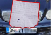 Beograđani turistički došli u Zenicu a kada su se vratili iz šetnje zatekla ih poruka na parkingu! (FOTO)