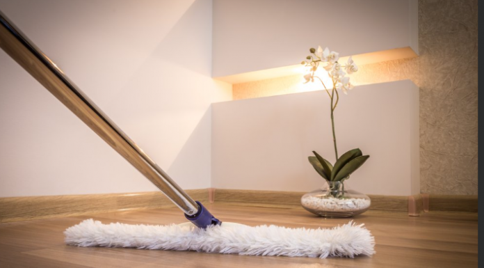 SVEKRVA JOJ JE OTKRILA TAJNU BLISTAVO ČISTOG PARKETA: Kuća miriše predivno zahvaljujući ovom receptu