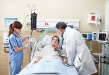 ODBILA JE DA SKINE MUŽA SA APARATA: Nakon 3 godine on se PROBUDIO i rekao joj SAMO JEDNU reč!