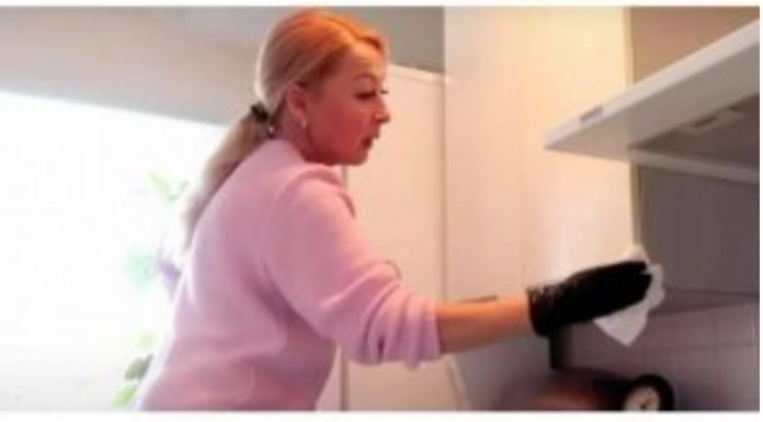 Ljepljiva masnoća i prljavština U KUHINJI će nestati pred vašim očima.Moj jednostavan TRIK,nakon kojeg sve blista i miriše svježe!!!