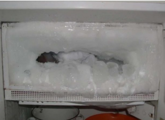 Ako vam se u frižideru gomila led, ubacite samo jednu namirnicu i problem će biti riješen