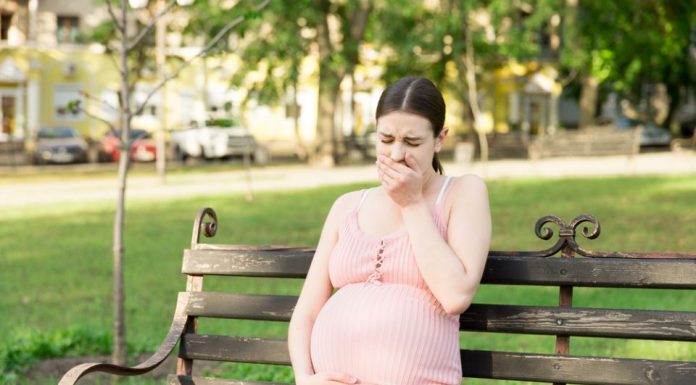 Kad sam usvojila ćerkicu bila sam najsrećnijja na svetu: Sad sam u 8. mesecu trudnoće, a njena biološka majka preti da će mi je oteti, reakcija mog muža šokira