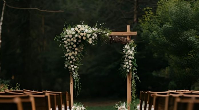 Njegova prošlost bila je skrivena sve dok ona nije otvorila kutiju – tada je sve postalo jasno