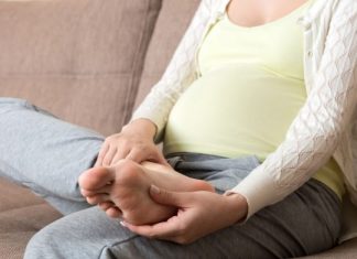 DA LI VAM SE GRČE PRSTI NA STOPALIMA? Evo Na Šta Vas To Upozorava, Može Biti Znak Većih Problema