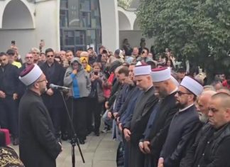 SAHRANA HALIDA BEŠLIĆA: Efendija održao potresan govor: “Jedino je važno koliko smo ljubavi i dobrote drugima dali…” (FOTO)