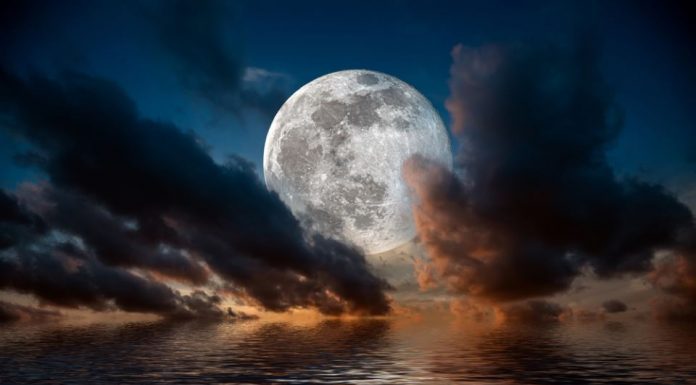 Stiže nam poseban pun Mesec: Ova noć sledećim znakovima prirediće neočekivane životne promene