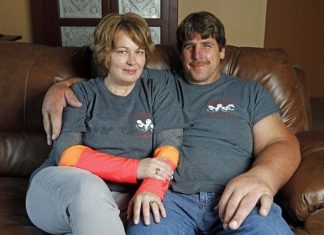 Ovaj čovek ima najveće ruke i šake na svetu, svojim izgledom zbunio i lekare: Njegov život ostavlja bez daha, a zbog žene bi pomerio i planine