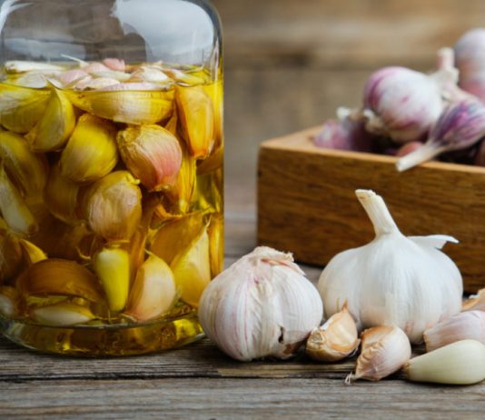 ULJE OD BIJELOG LUKA RJEŠAVA VELIKE PROBLEME: A Evo Kako Ga Napraviti, Recept Za Kojim Svijet LUDI!