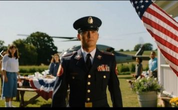 Moji roditelji su se smejali meni na porodičnom okupljanju — sve dok nije sleteo helikopter: „Admirale… Trebamo vas.“