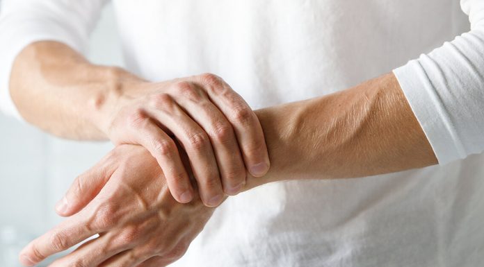 PRIR0DNI LIJEK K0JI ĆE ZAMJENITI AP0TEKU – Uništava demenciju, upale, B0L0VE i artritis