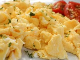 U jaja za doručak uvek dodajte i ovu namirnicu: Topi salo a probava radi kao sat