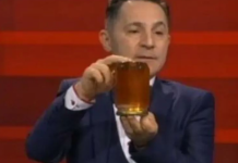 SIGURNO NISTE ZNALI: OVO ĆE SE DESITI AKO POJEDETE KAŠIKU MEDA PRED SPAVANJE: Ujutru ćete se IZNENADITI, OBAVEZNO PROBAJTE